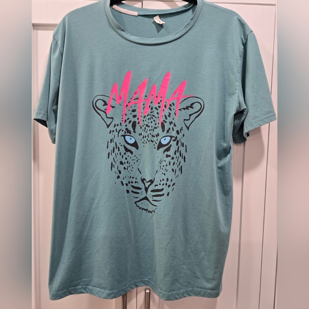 Teal “MAMA” Graphic Leopard T-Shirt – Size Large